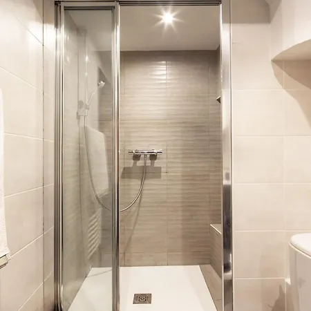 Entier Centre Apartment *